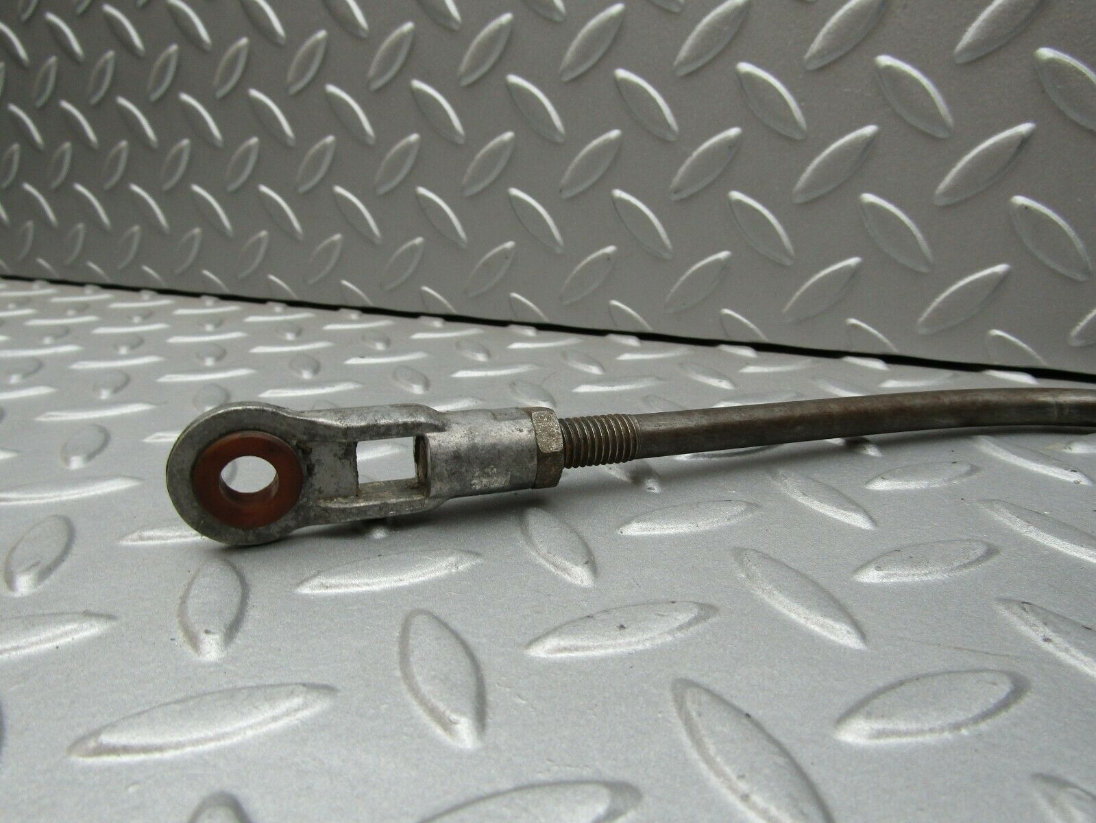 3295 Mercedes-Benz W115 220D Manual Gear Shift Linkage 1-2 0009920510