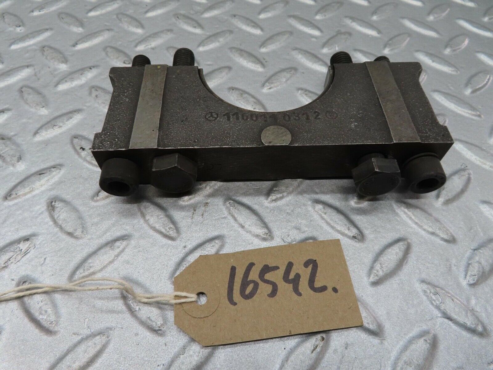 16542 Mercedes-Benz C107 350SLC Coupe Crankshaft Bearing Holder Block 1160110312