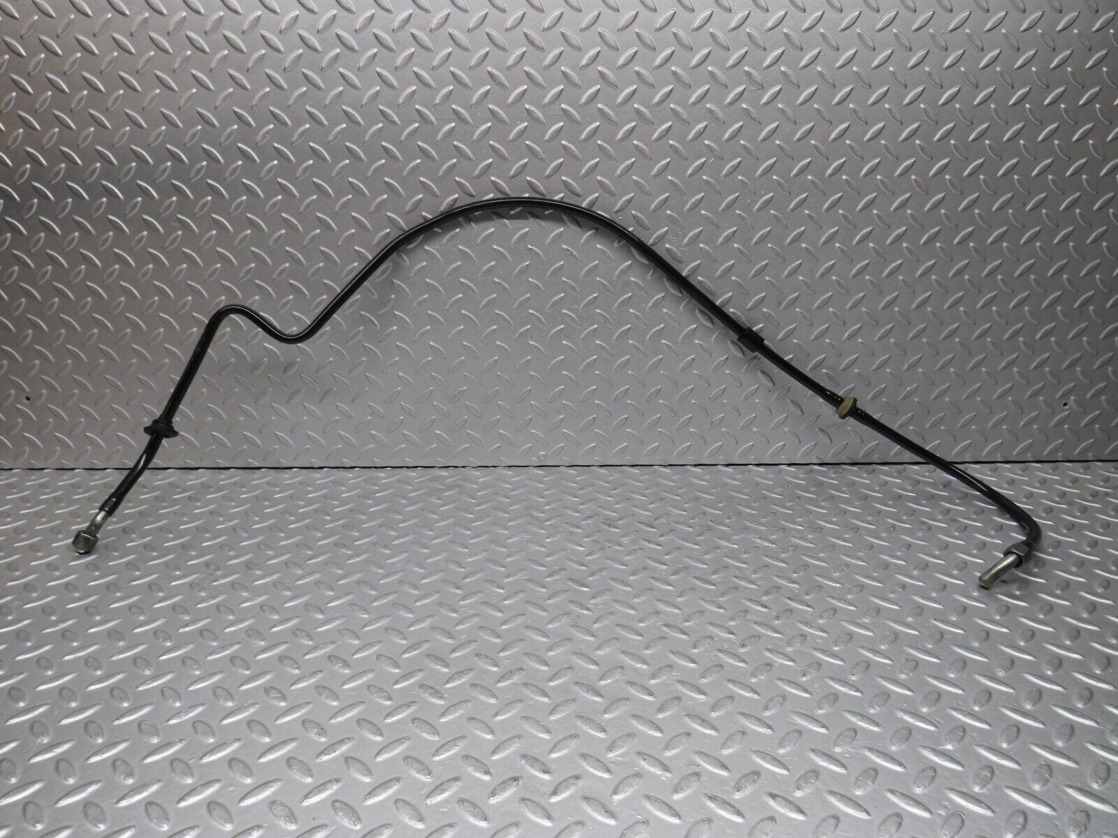 38180 Mercedes-Benz A124 320E Cabriolet Brake Servo Vacuum Pipe