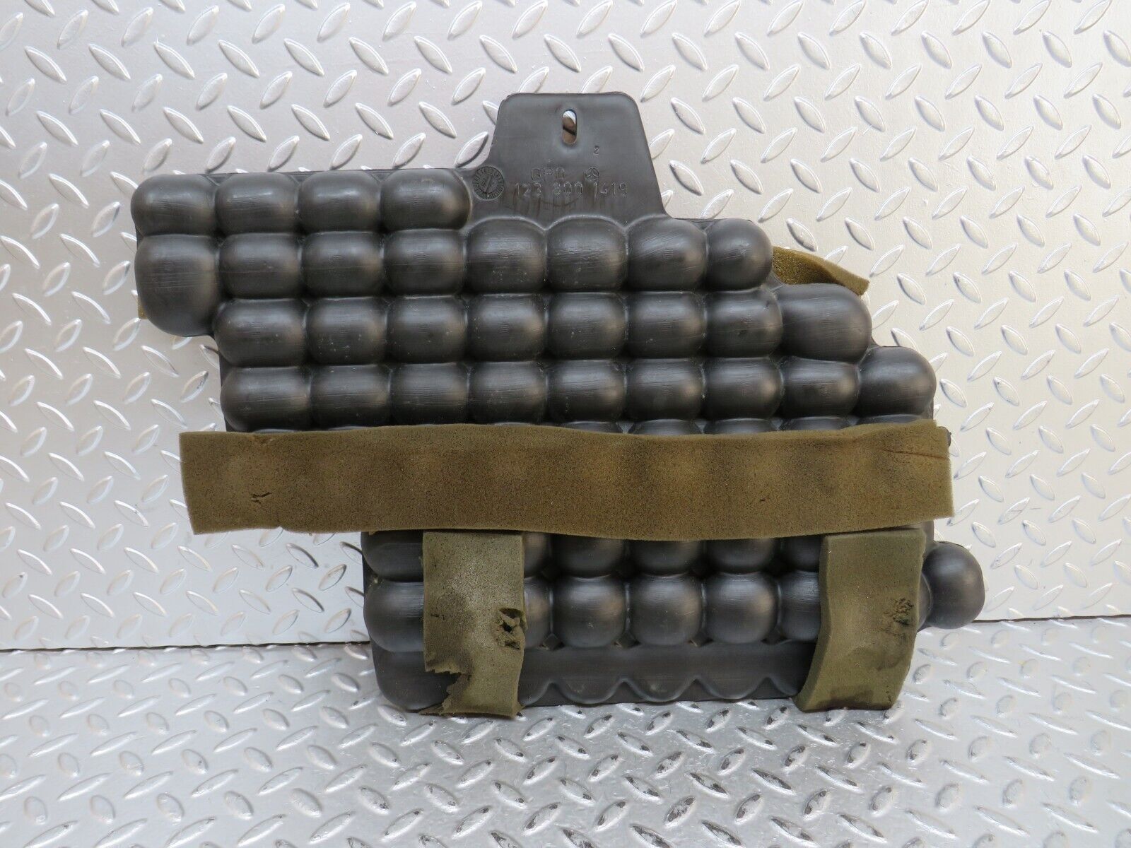 28719 Mercedes-Benz W123 230E Vacuum Reservoir Tank 1238001419