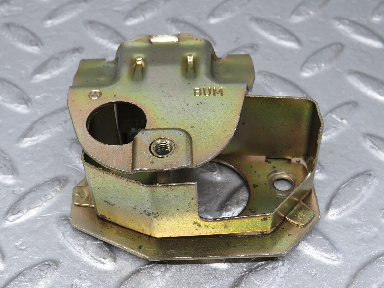 36026 Mercedes-Benz W126 420SE Trunk Lock