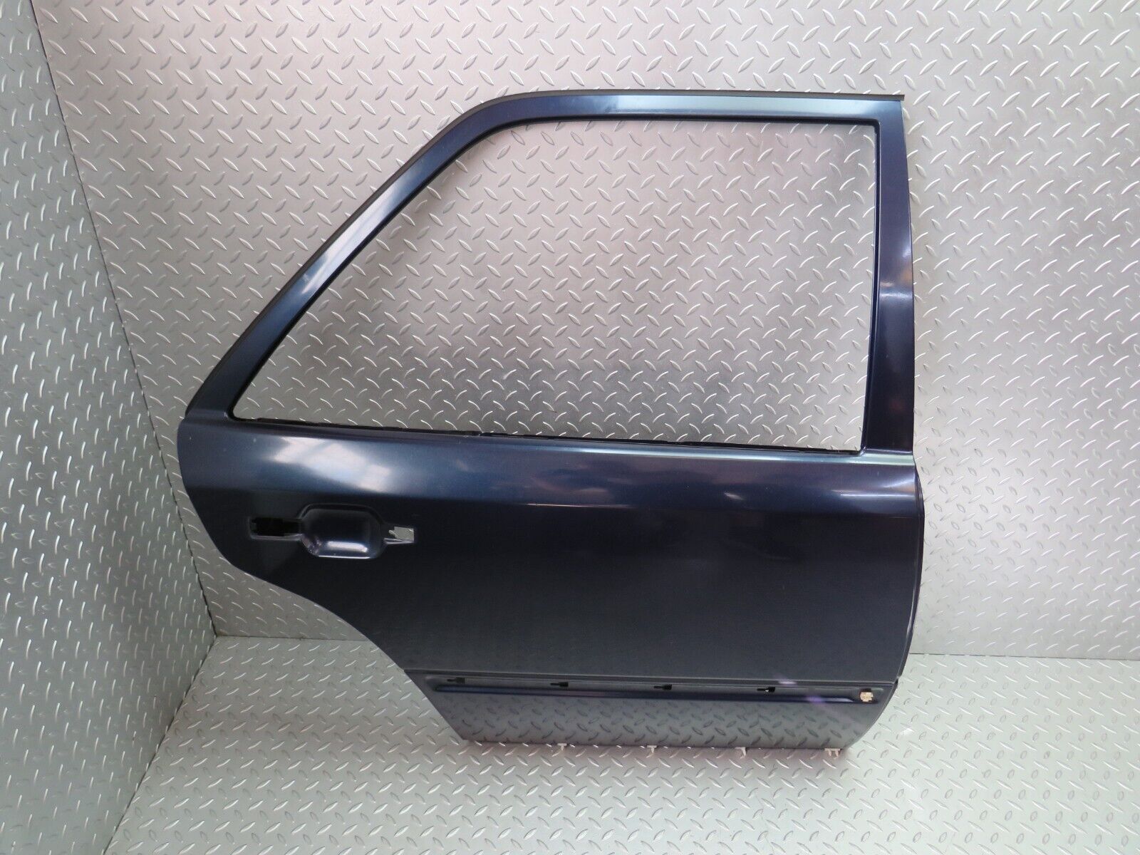 25691 Mercedes-Benz W124 280E Rear Right Door