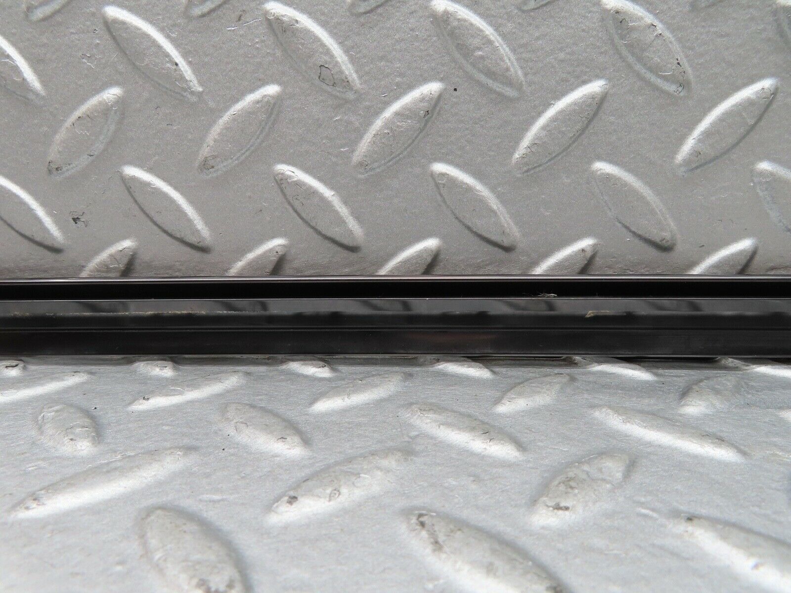 17379 Mercedes-Benz R129 300SL Coupe Left Door Chrome Trim