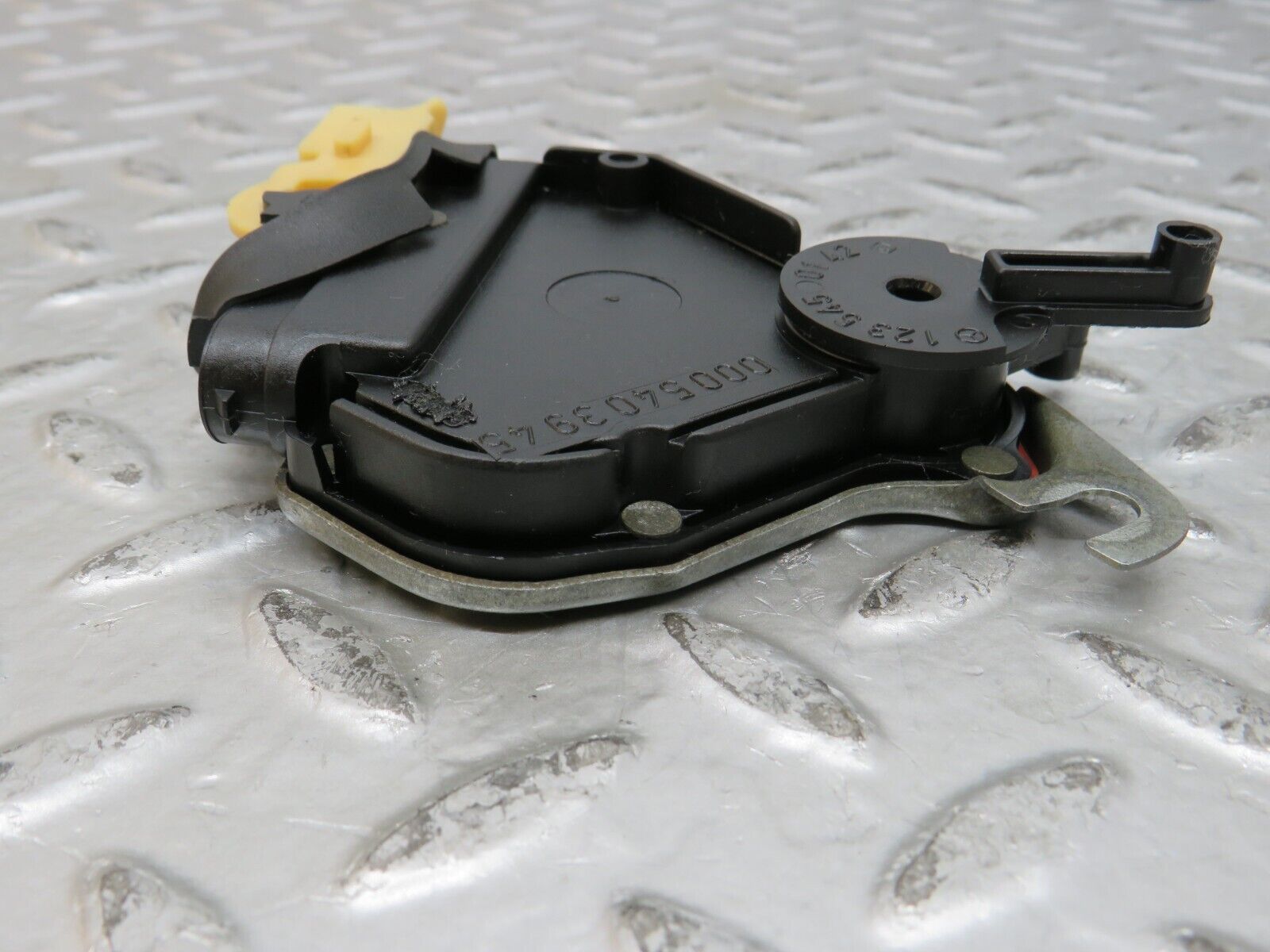 27782 Mercedes-Benz S124 300TE Wagon Reverse Light Switch 0005403945