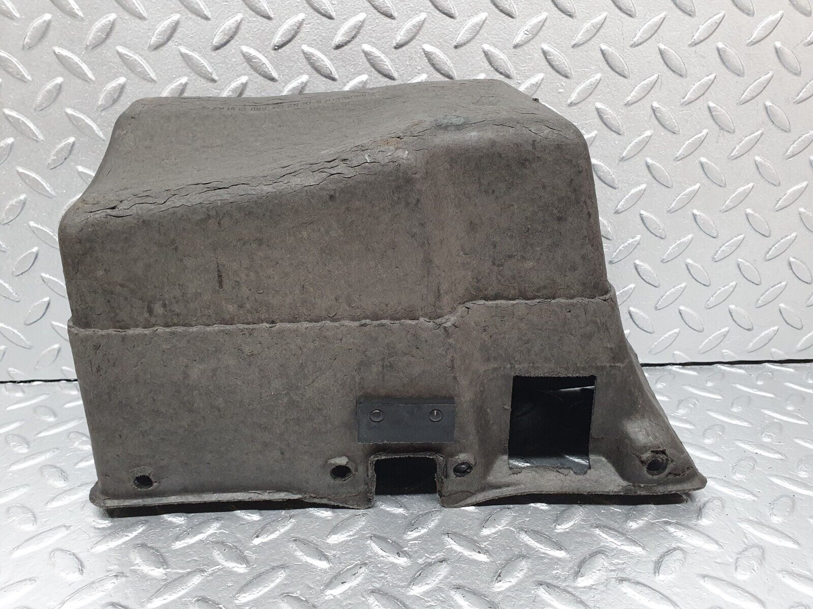 41574 Mercedes-Benz W124 200E Glove Box 1246800191