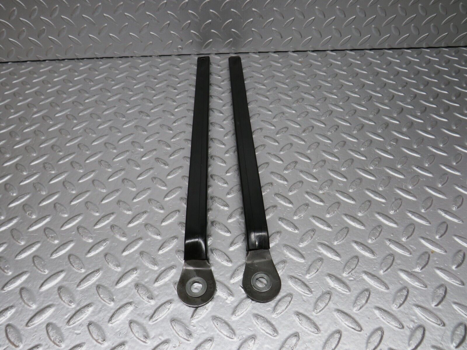 32582 Mercedes-Benz S124 300TE Wagon Seat Belt Runner Pair