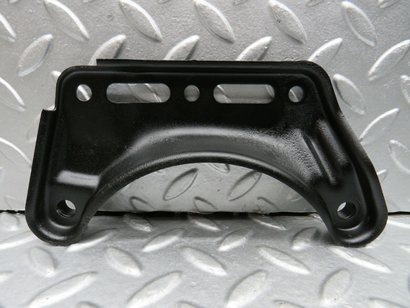 21771 Mercedes-Benz W126 300SE Belt Tensioner Bracket Holder 1032021240