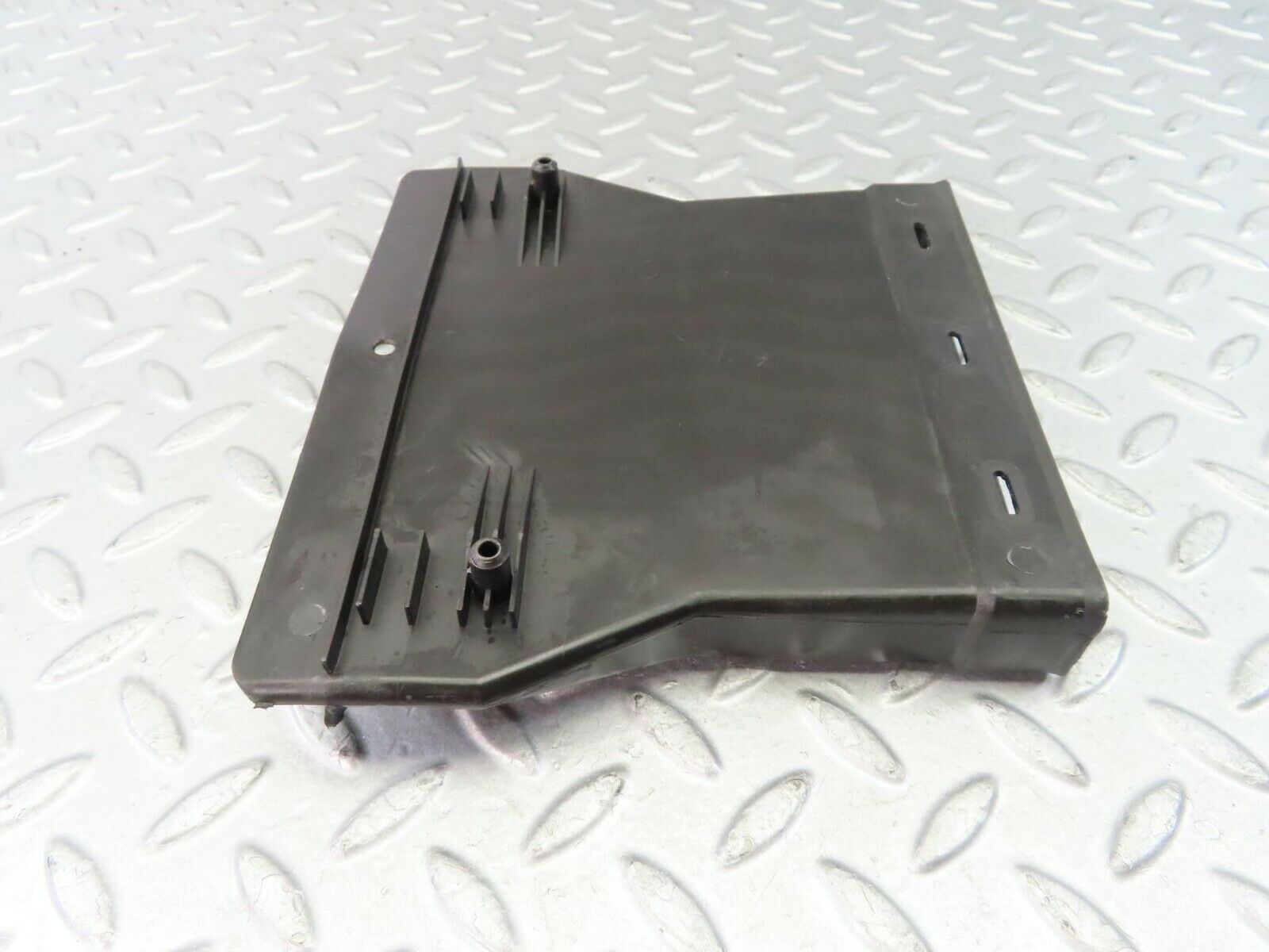 9315 Mercedes-Benz C124 300CE Coupe Ventilation Air Duct Left 1248310546