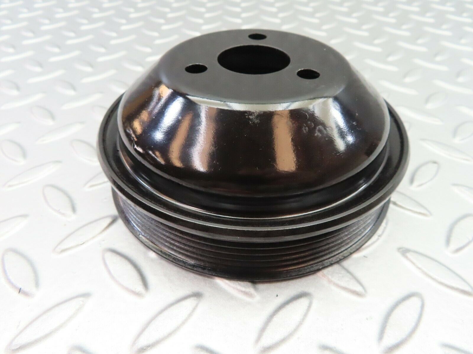 6802 Mercedes-Benz S124 E220 Wagon Power Steering Pump Pulley 1112300015