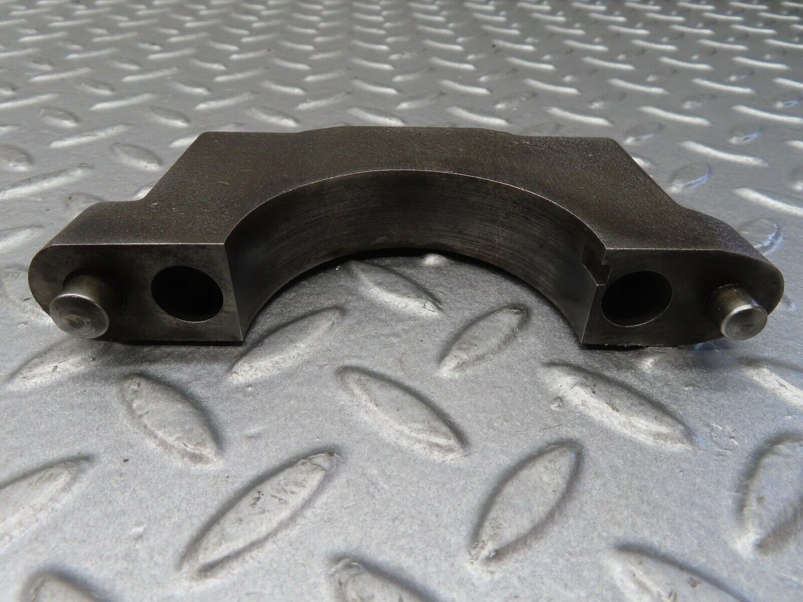 13383 Mercedes-Benz W111 230S Crankshaft Bearing Holder Block 1080110211