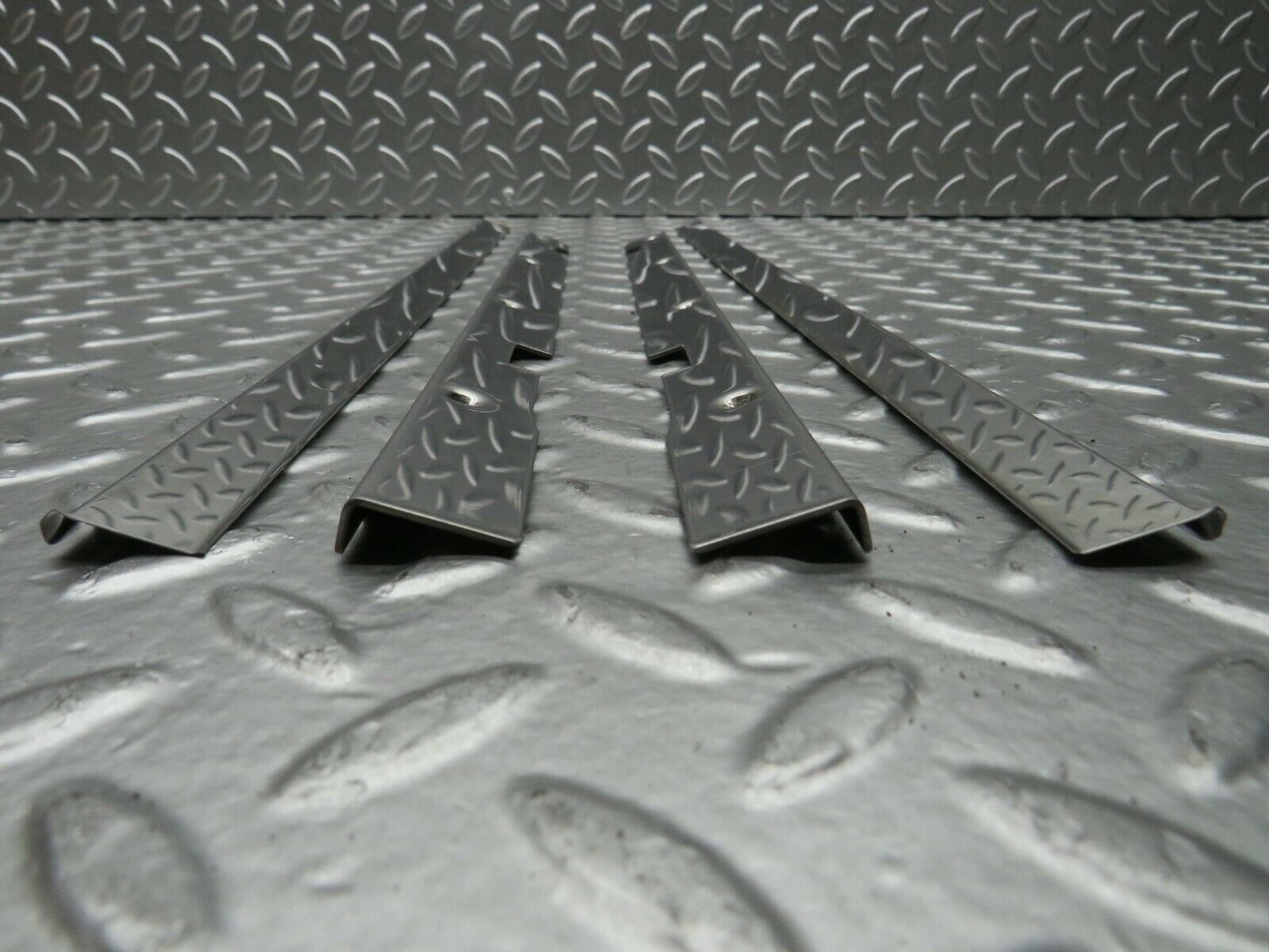 22401 Mercedes-Benz C124 E220 Coupe Sunroof Chrome Trim Set