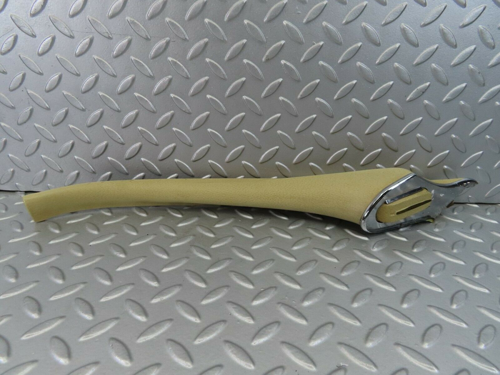 7229 Mercedes-Benz W116 450SE Rear Right Door Interior Trim