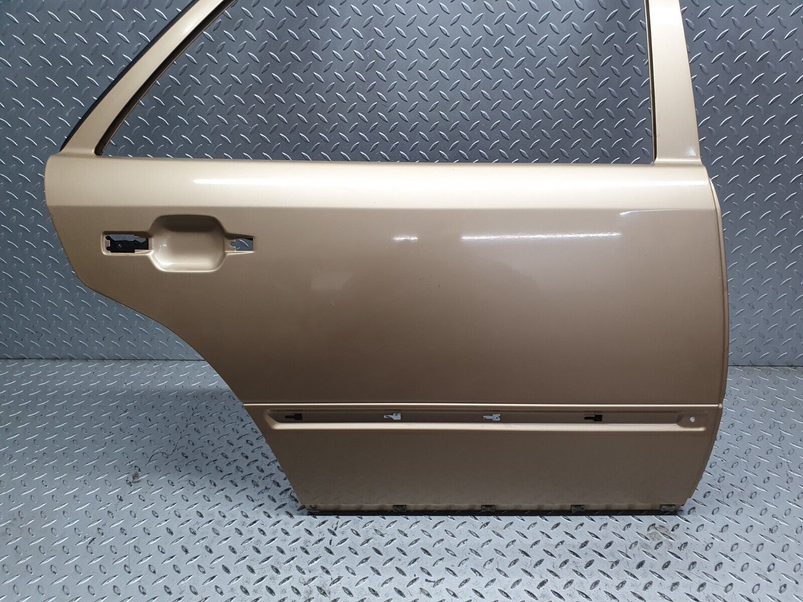 41369 Mercedes-Benz W124 200E Rear Right Door