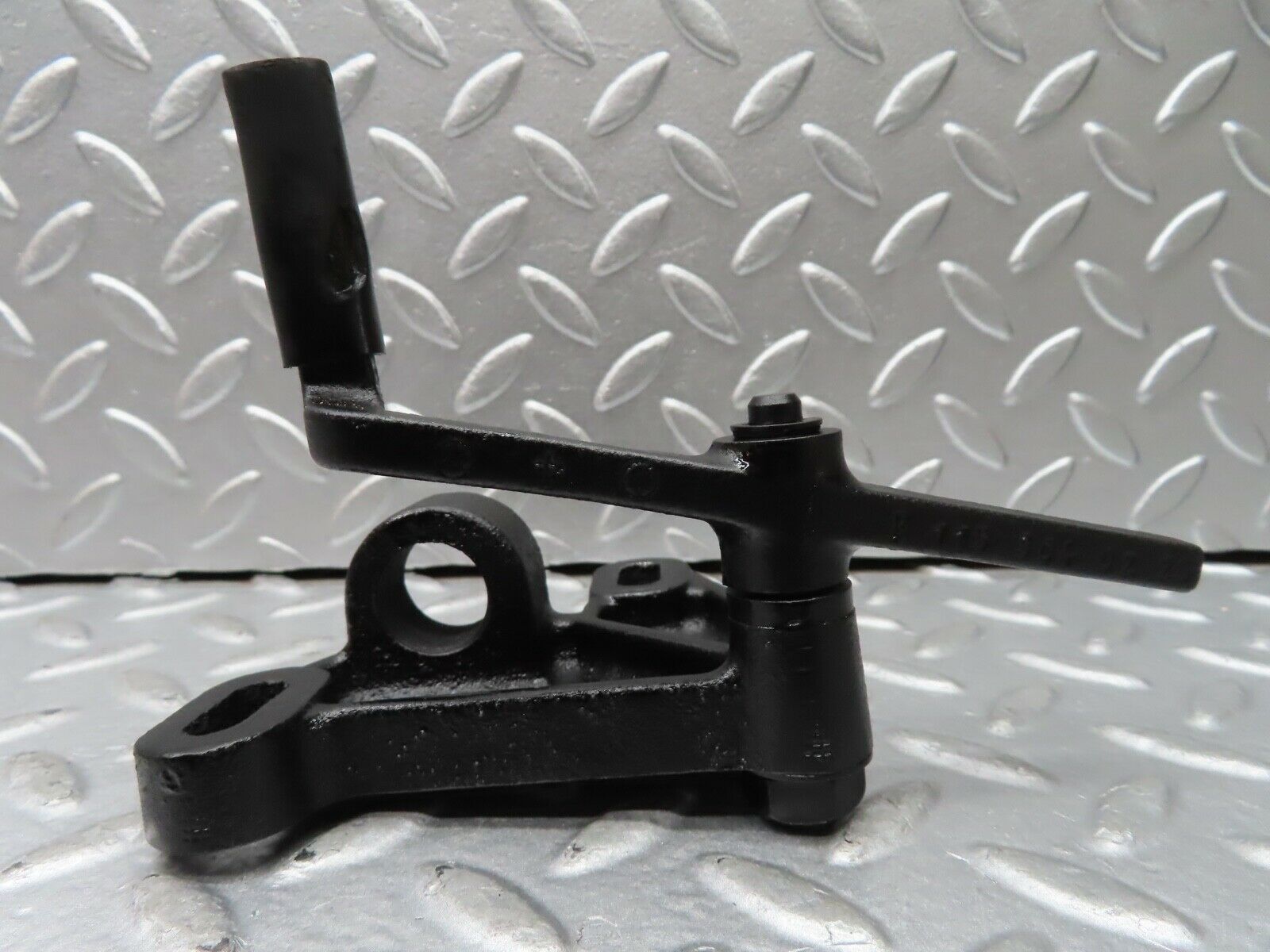 20370 Mercedes-Benz W114 280CE Coupe Handbrake Regulator 1153040220