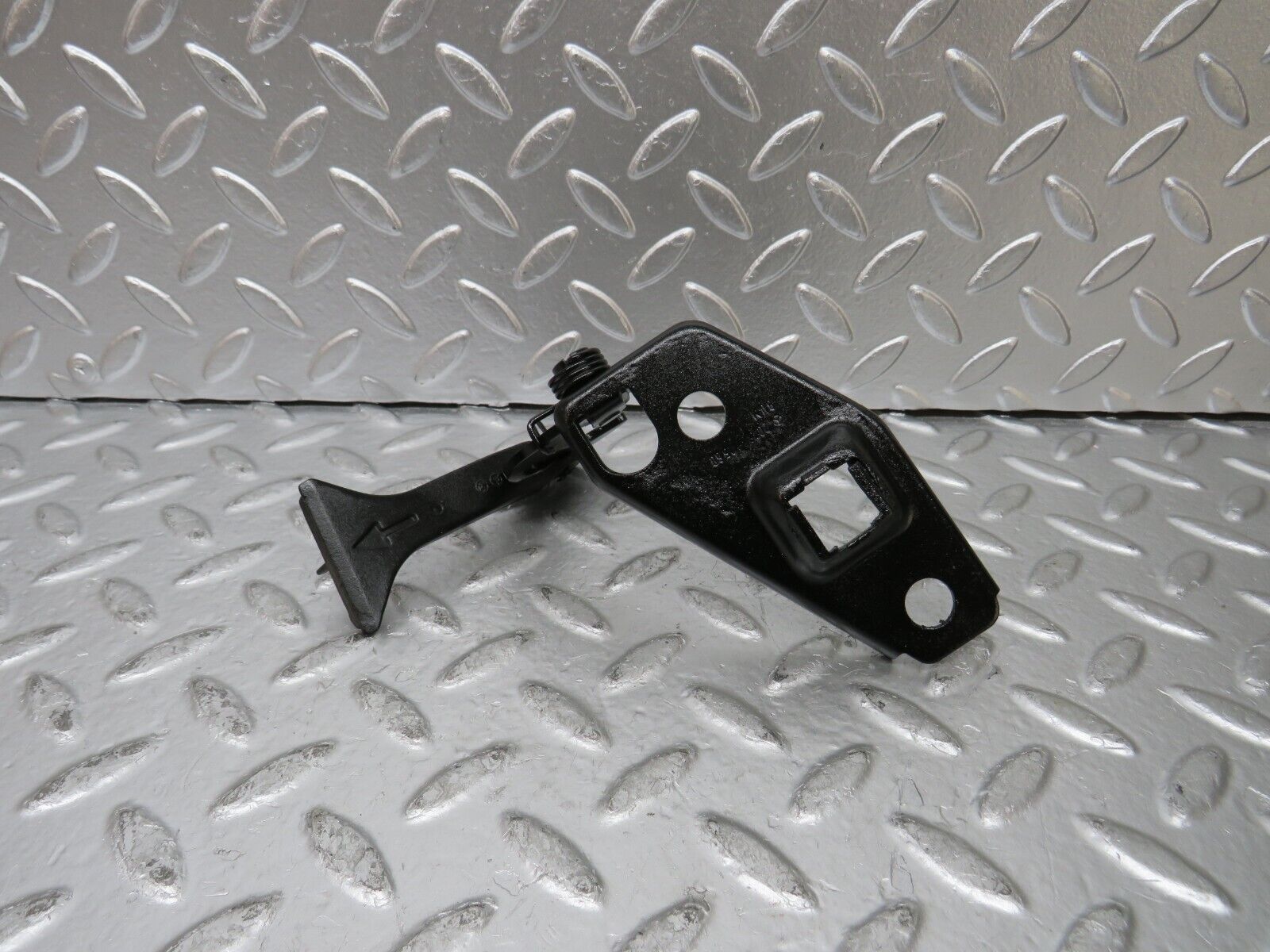 25285 Mercedes-Benz W201 190D Bonnet Safety Latch 2018800560