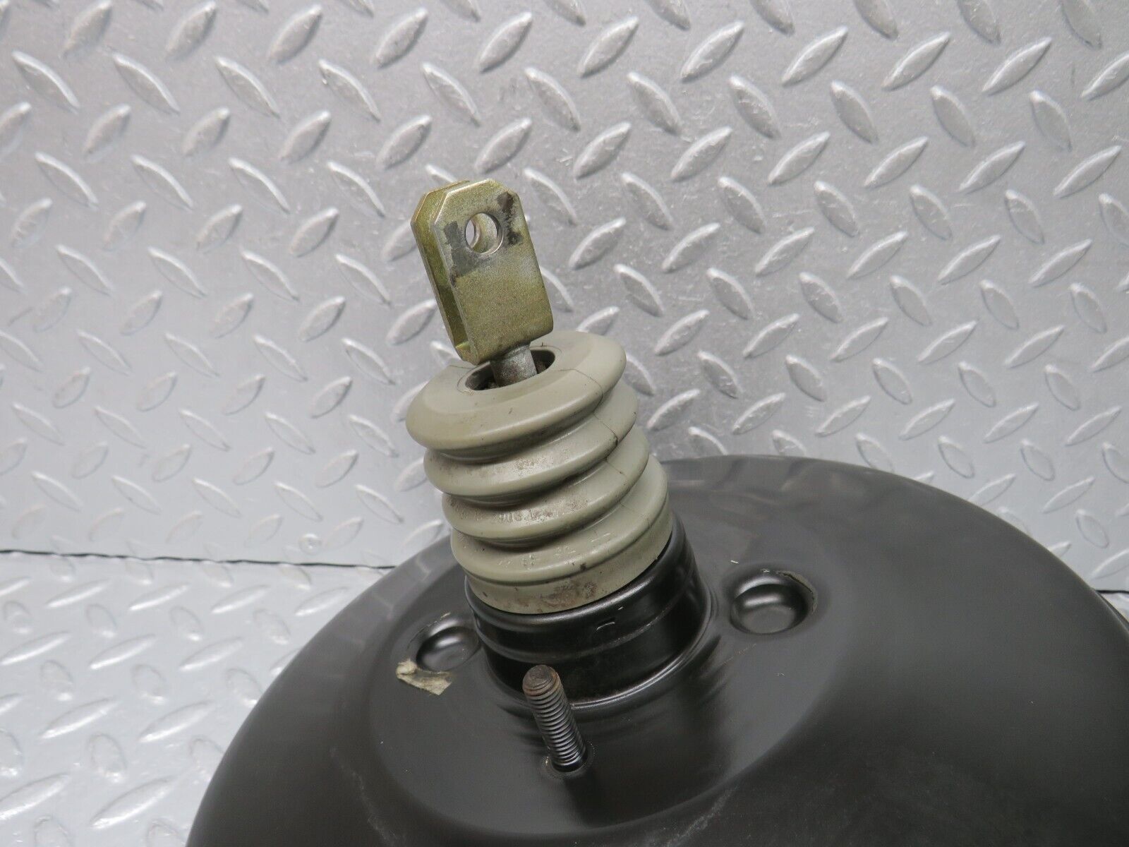 38759 Mercedes-Benz W201 190E 2.6L Brake Booster ATE 0024309630 3.7762-0302.4