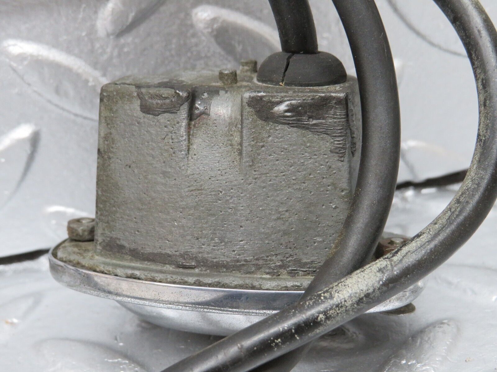 40311 Mercedes-Benz W110 230 number Plate Light K12867 K12840