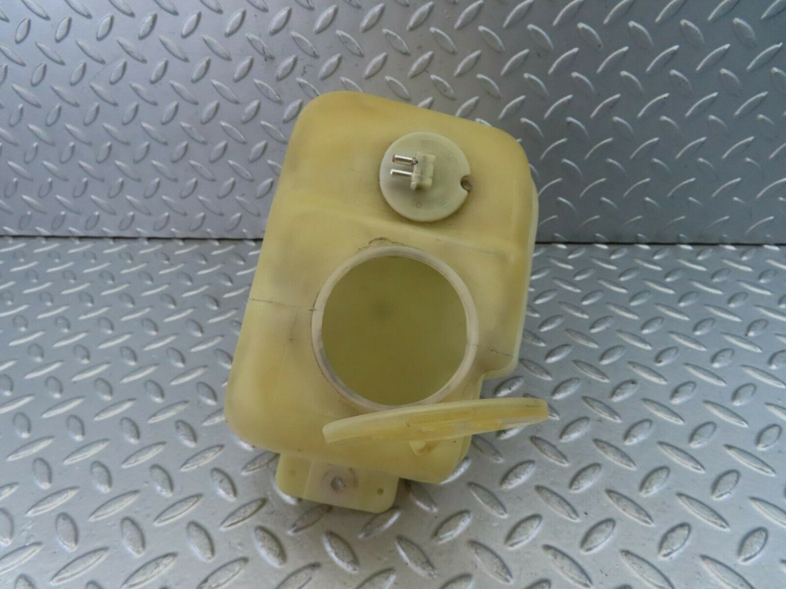 9290 Mercedes-Benz C124 300CE Coupe Windscreen Washer Fluid Tank 1248690520