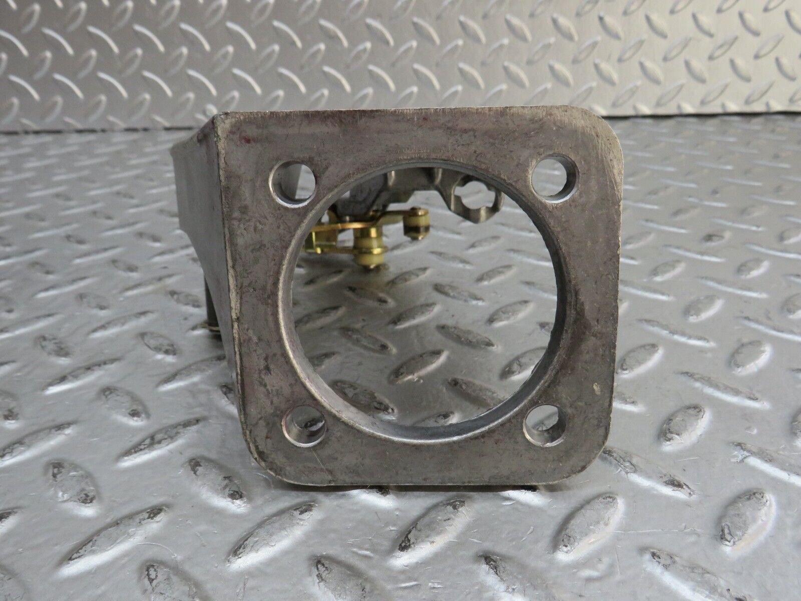 27708 Mercedes-Benz S124 300TE Wagon Brake Pedal Bracket 1242900919