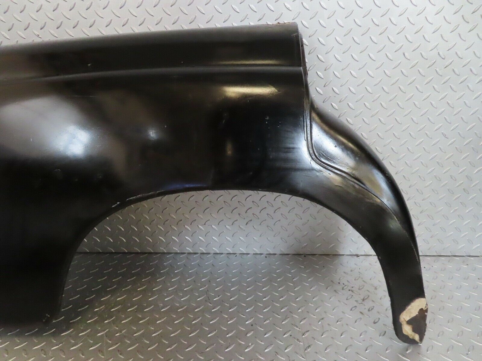 18995 Mercedes-Benz W121 190b Ponton Rear Right Wing Fender