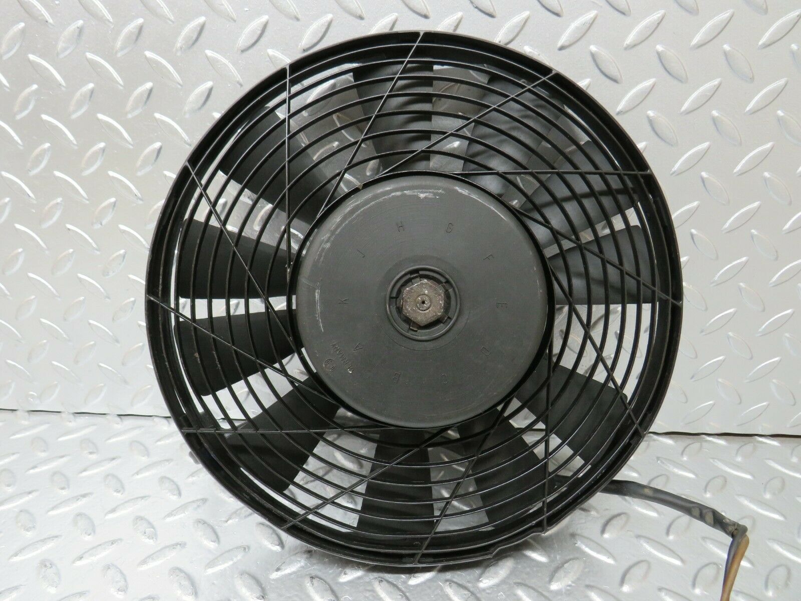 24353 Mercedes-Benz S124 220TE Wagon Radiator Cooling Fan 0005031001