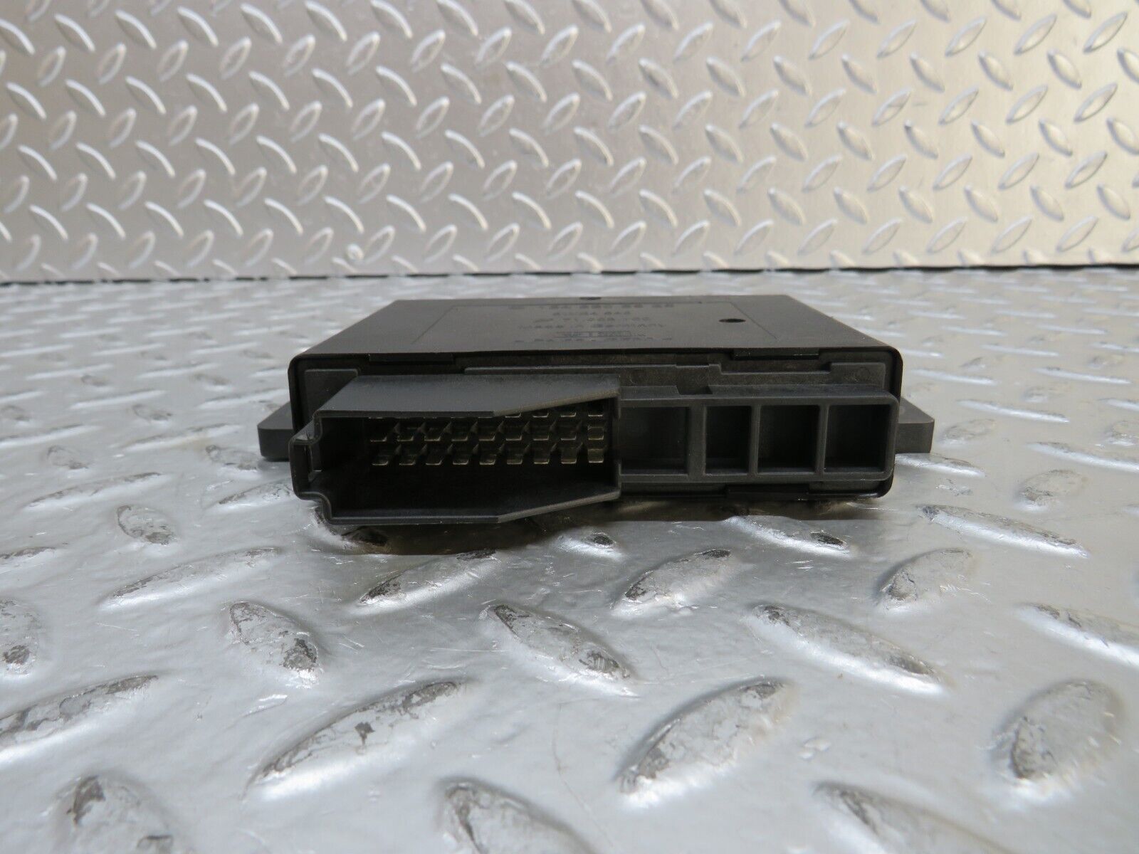 27544 Mercedes-Benz S124 300TE Wagon Central Lock Control Unit 1248205926