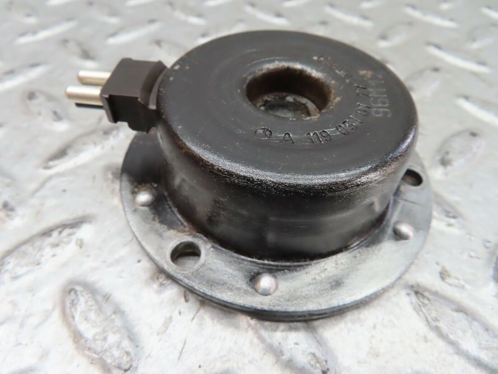 19660 Mercedes-Benz C140 CL420 Coupe Camshaft Sensor 1190510177