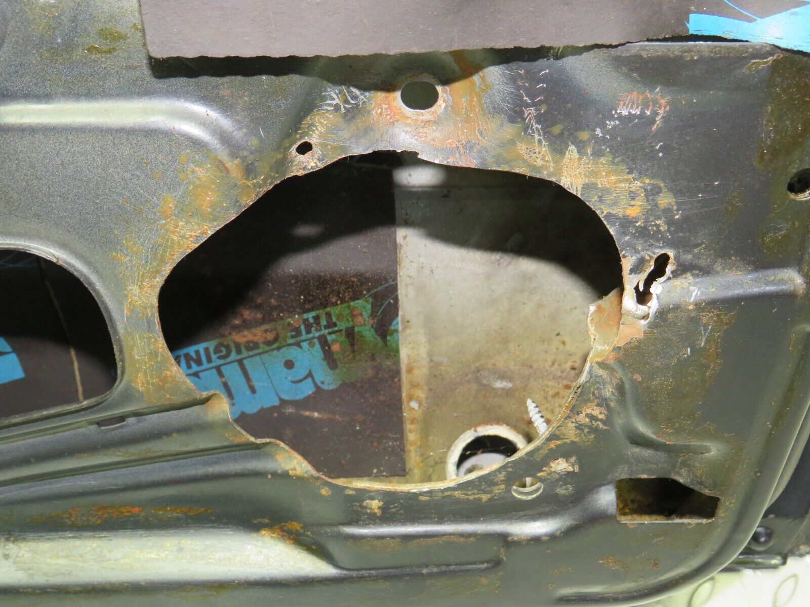 37879 Mercedes-Benz A124 320E Cabriolet Front Left Door