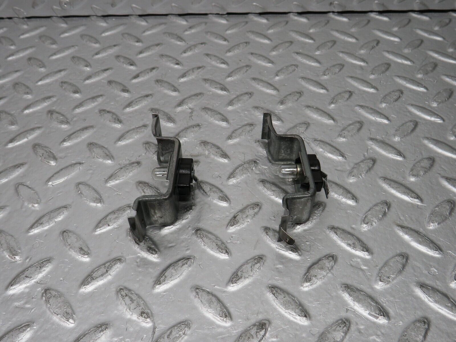 30110 Porsche 924 number Plate Lights Hella 477943021