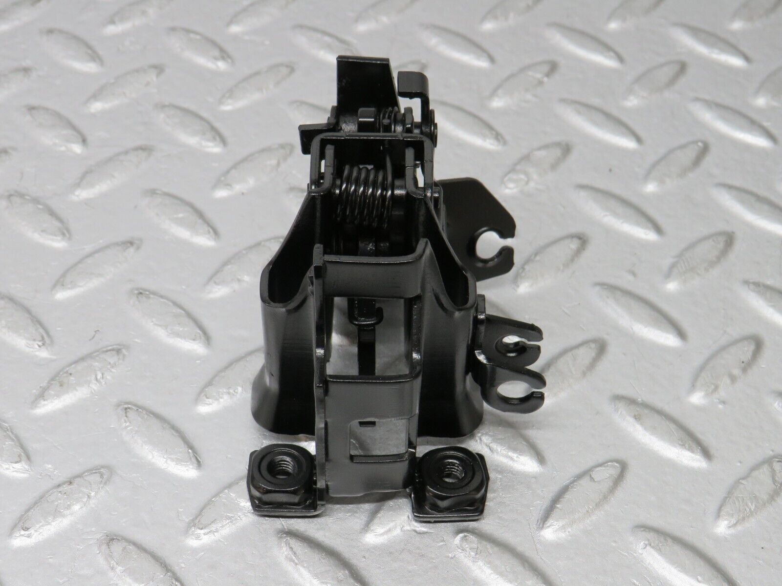 36113 Mercedes-Benz W126 420SE Bonnet Lock Catch Left Side 1268801160