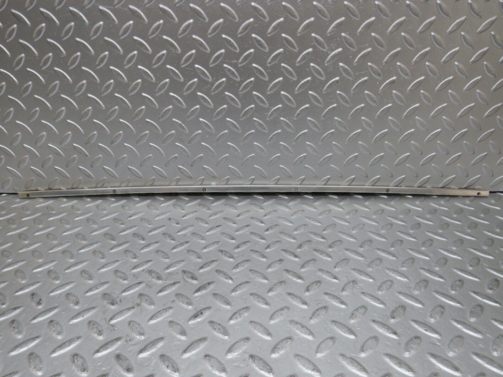 29607 Mercedes-Benz W124 230E Sunroof Trim