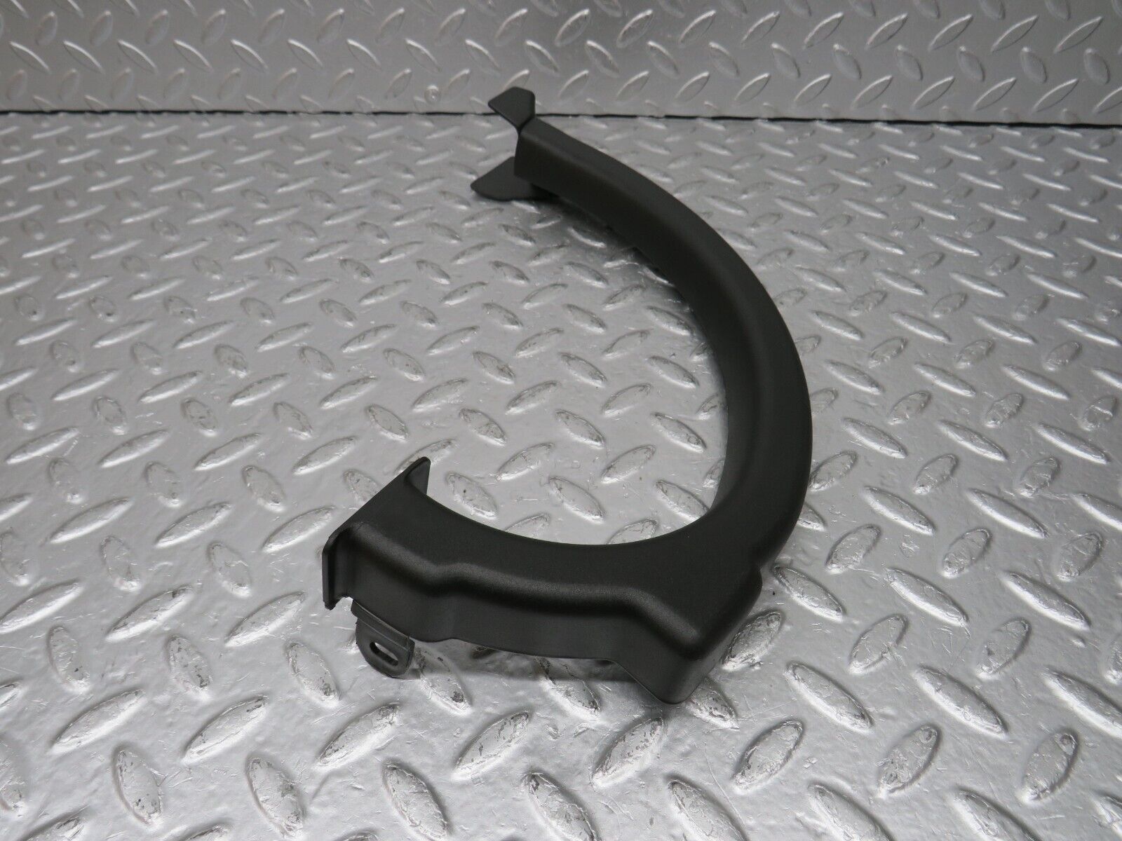 33294 Mercedes-Benz W202 C180 Trunk Lid Hinge Plastic Cover 2028213089