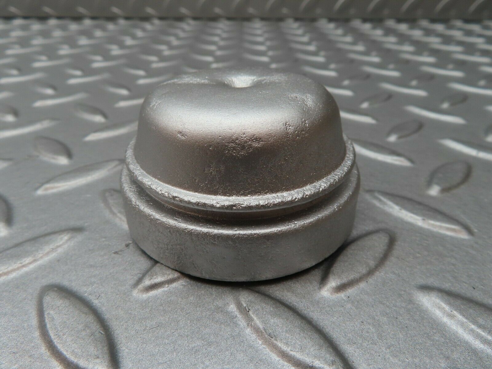 4176 Mercedes-Benz C123 230CE Coupe Wheel Bearing Dust Cap