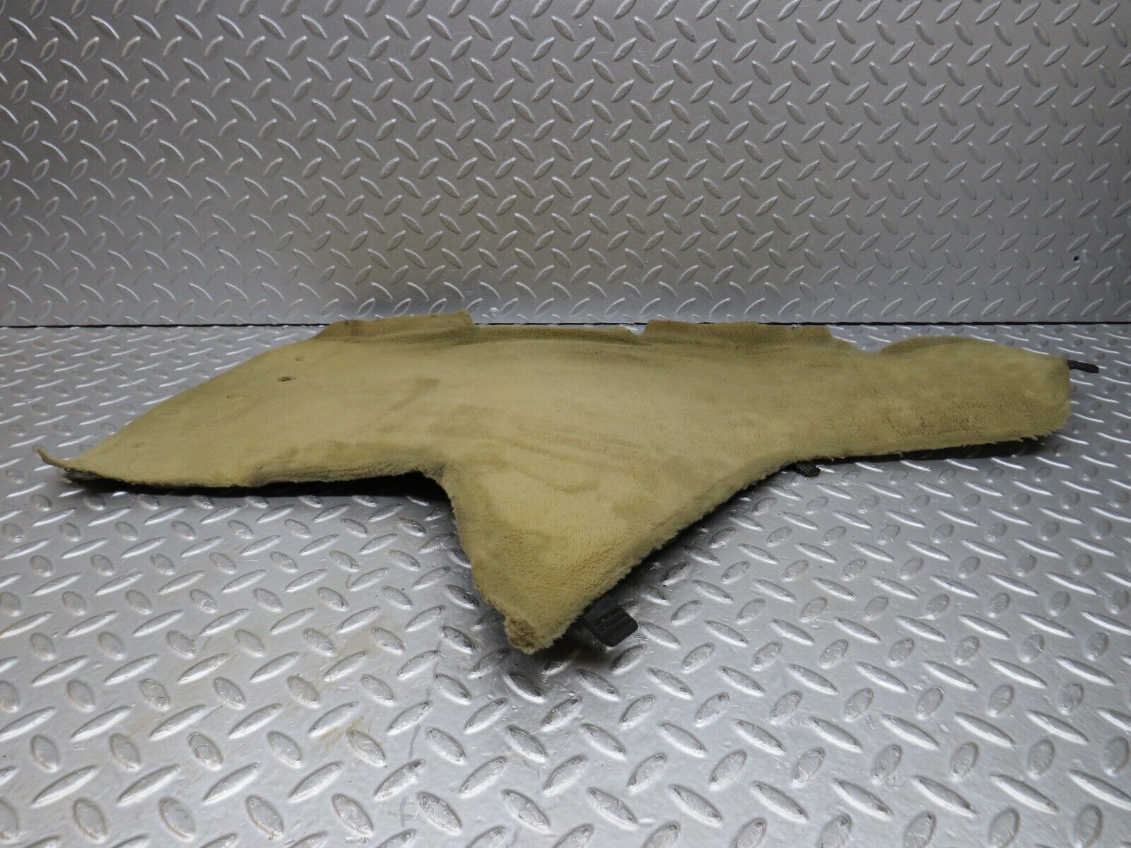 37074 Mercedes-Benz C126 420SEC Coupe Centre Console Carpet Right 1266831225