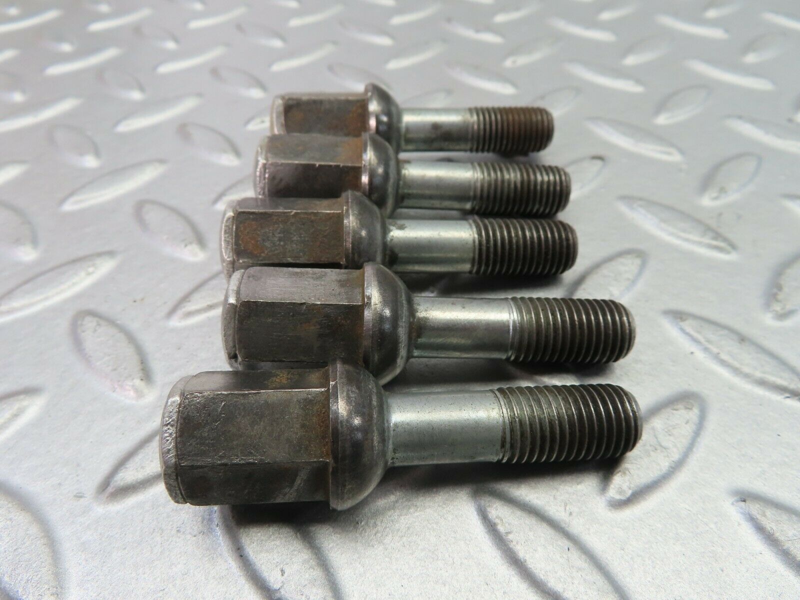 7418 Mercedes-Benz 5x Alloy Wheel Lug Bolt M12x1.5