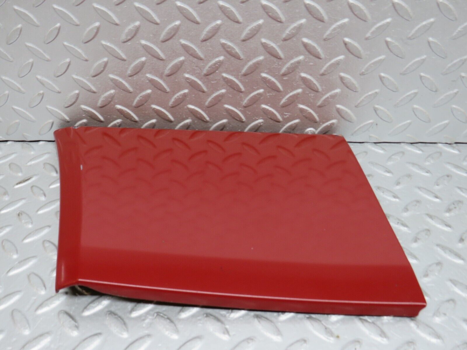 38693 Mercedes-Benz W201 190E 2.6L Front Left Fender Wing Moulding Trim 2016905340