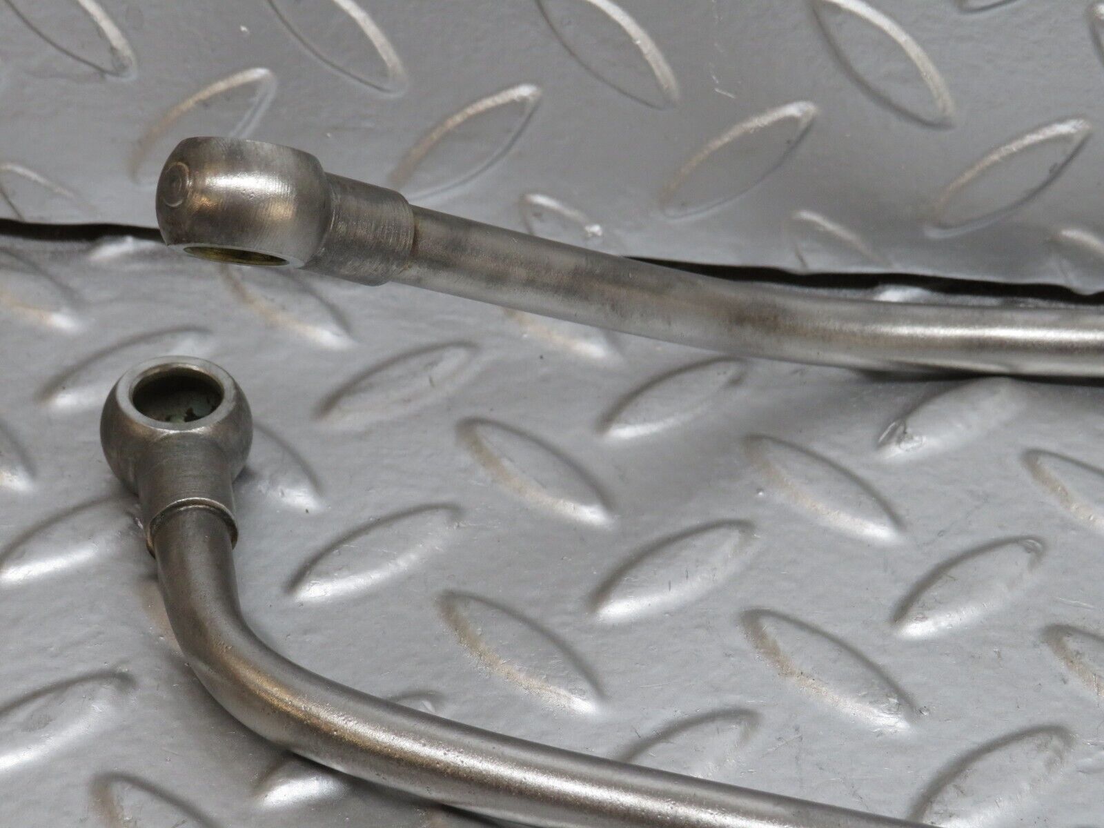 28072 Mercedes-Benz W123 280E Gearbox Oil Pipe Hose