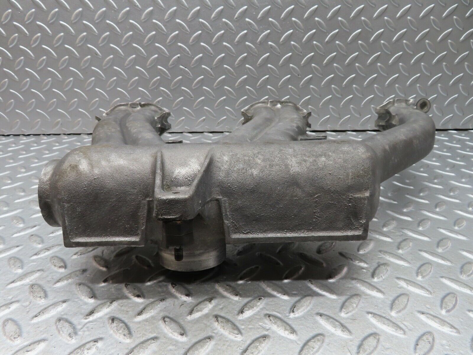 19177 Mercedes-Benz W123 300D Air Intake Manifold 6171410301