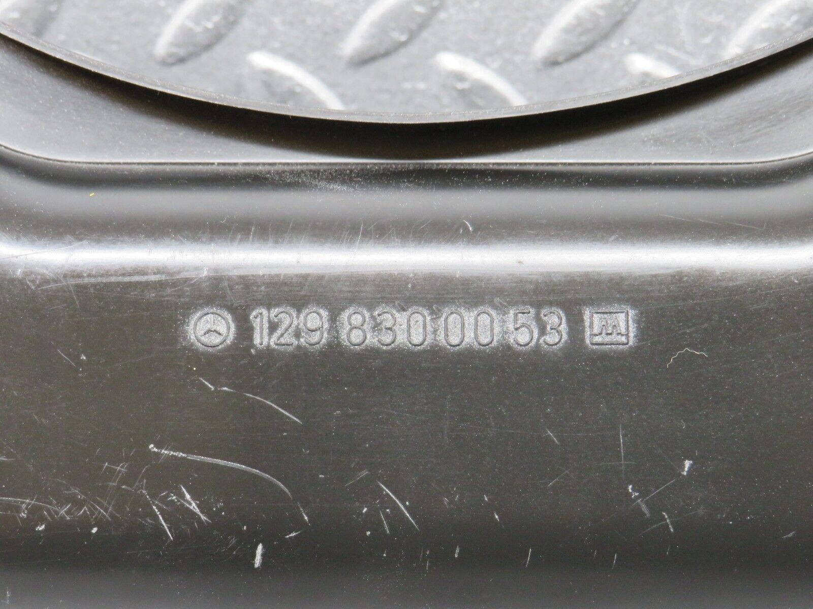 38513 Mercedes-Benz R129 280SL Coupe Cabin Filter Housing 1298300053