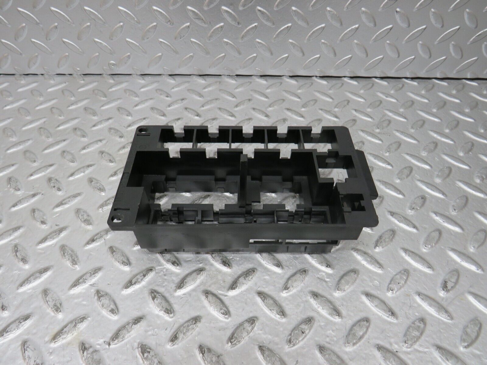 27589 Mercedes-Benz S124 300TE Wagon Fuse Relay Holder Bracket 1245450140