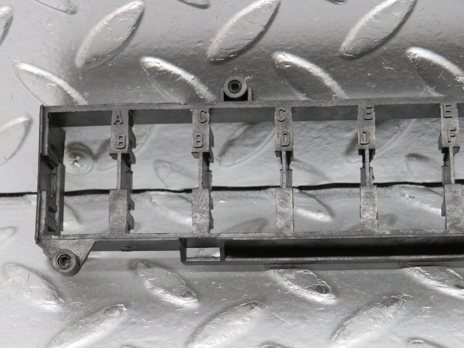 31366 Mercedes-Benz S124 220TE Wagon Centre Console Switch Bracket 1248210071