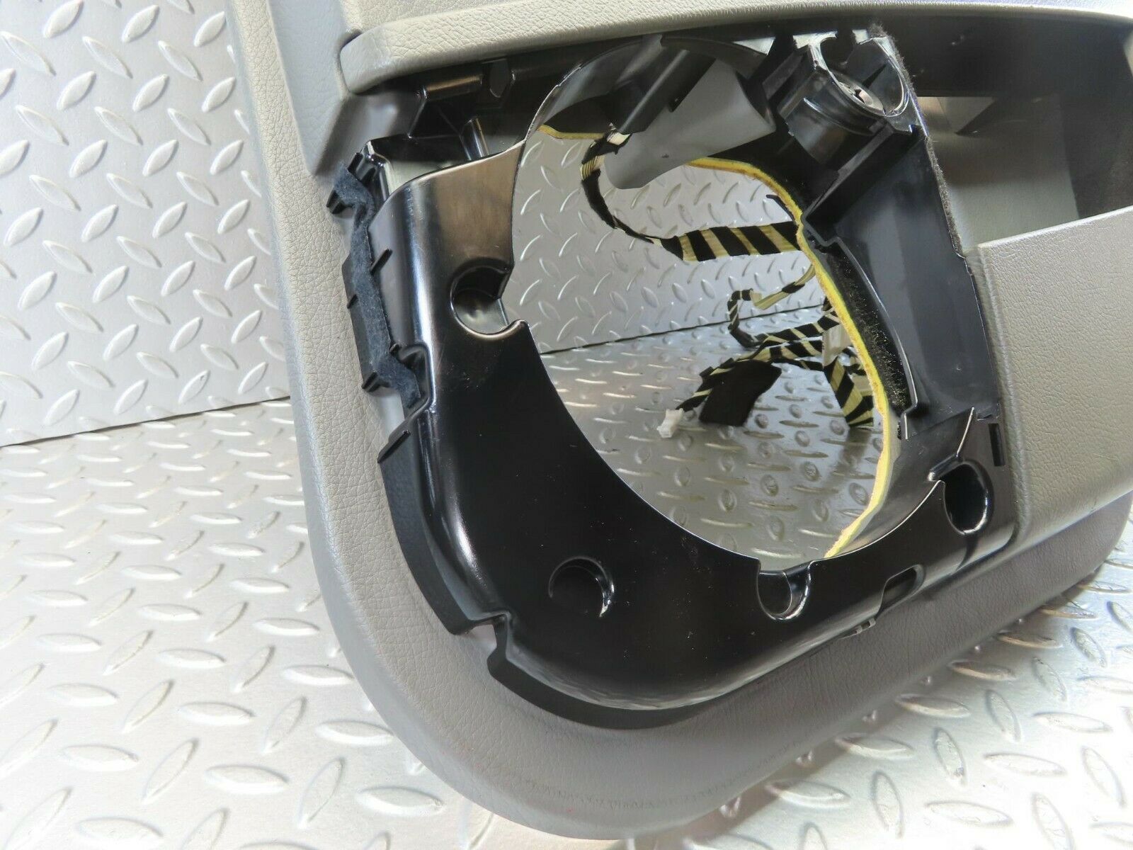 11169 Mercedes-Benz W221 S320 Rear Right Door Card