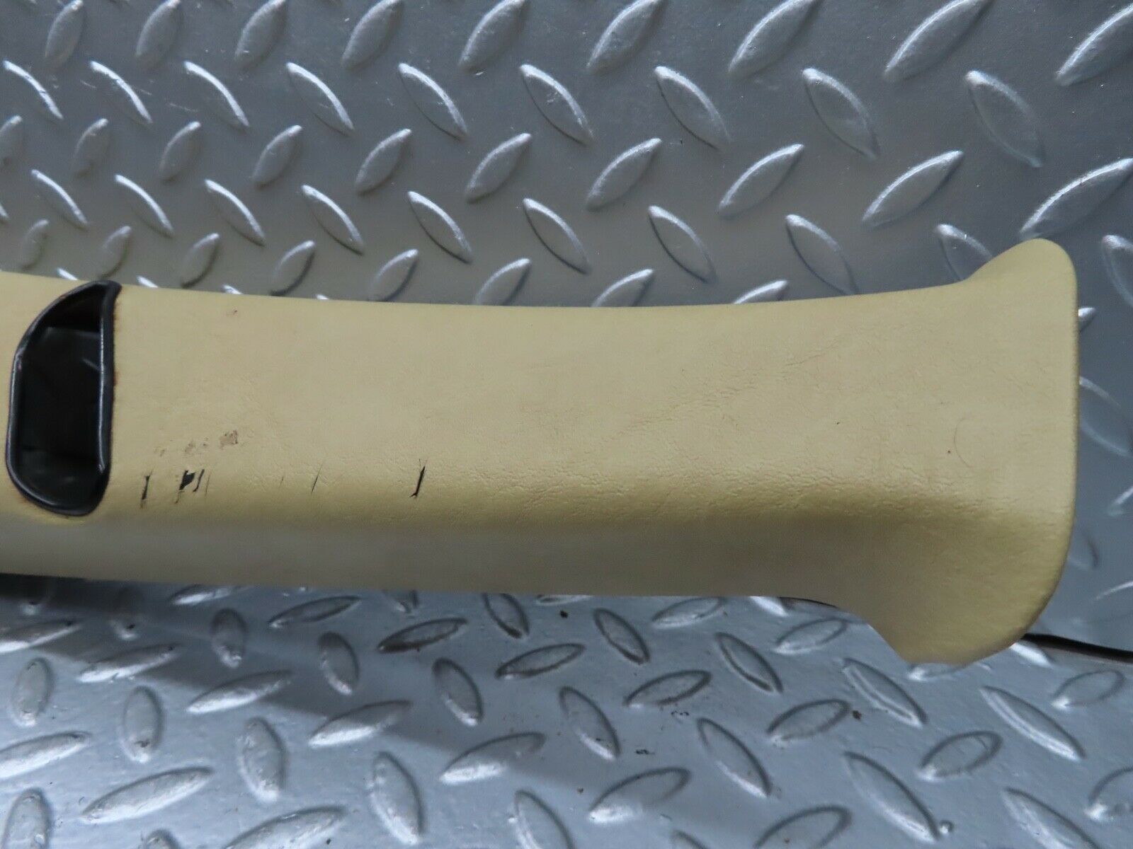 21044 Mercedes-Benz W123 230E B Pillar Cover Left Side Beige