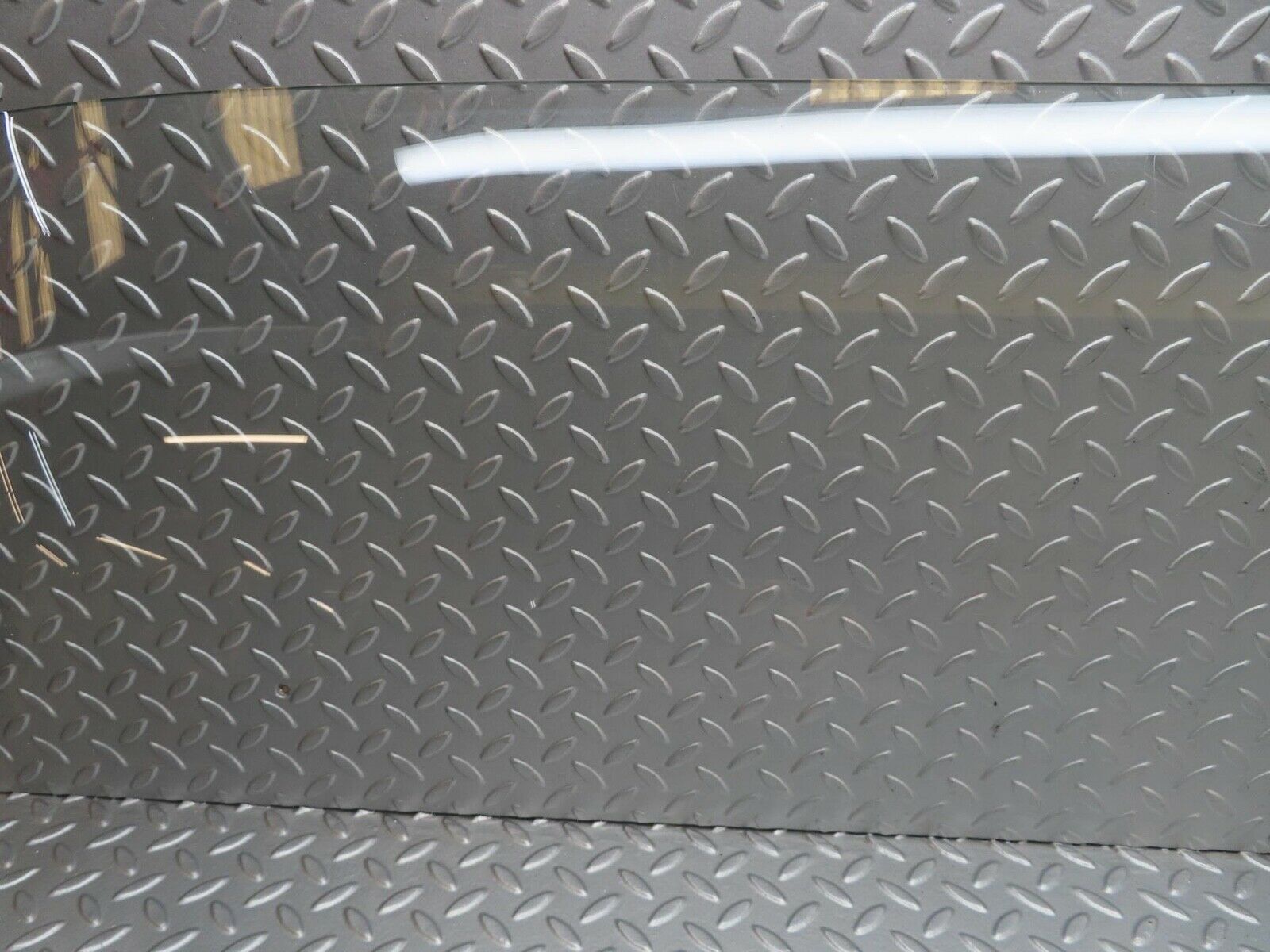 12751 Mercedes-Benz W111 Rear Windscreen