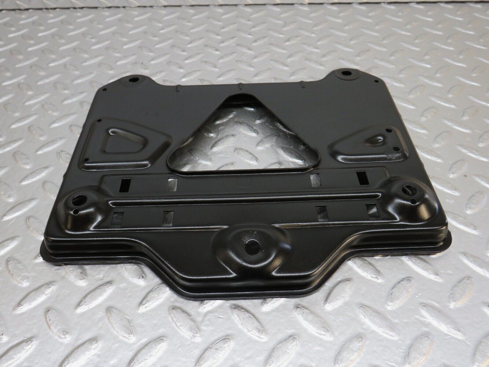 32517 Mercedes-Benz S124 300TE Wagon Battery Tray