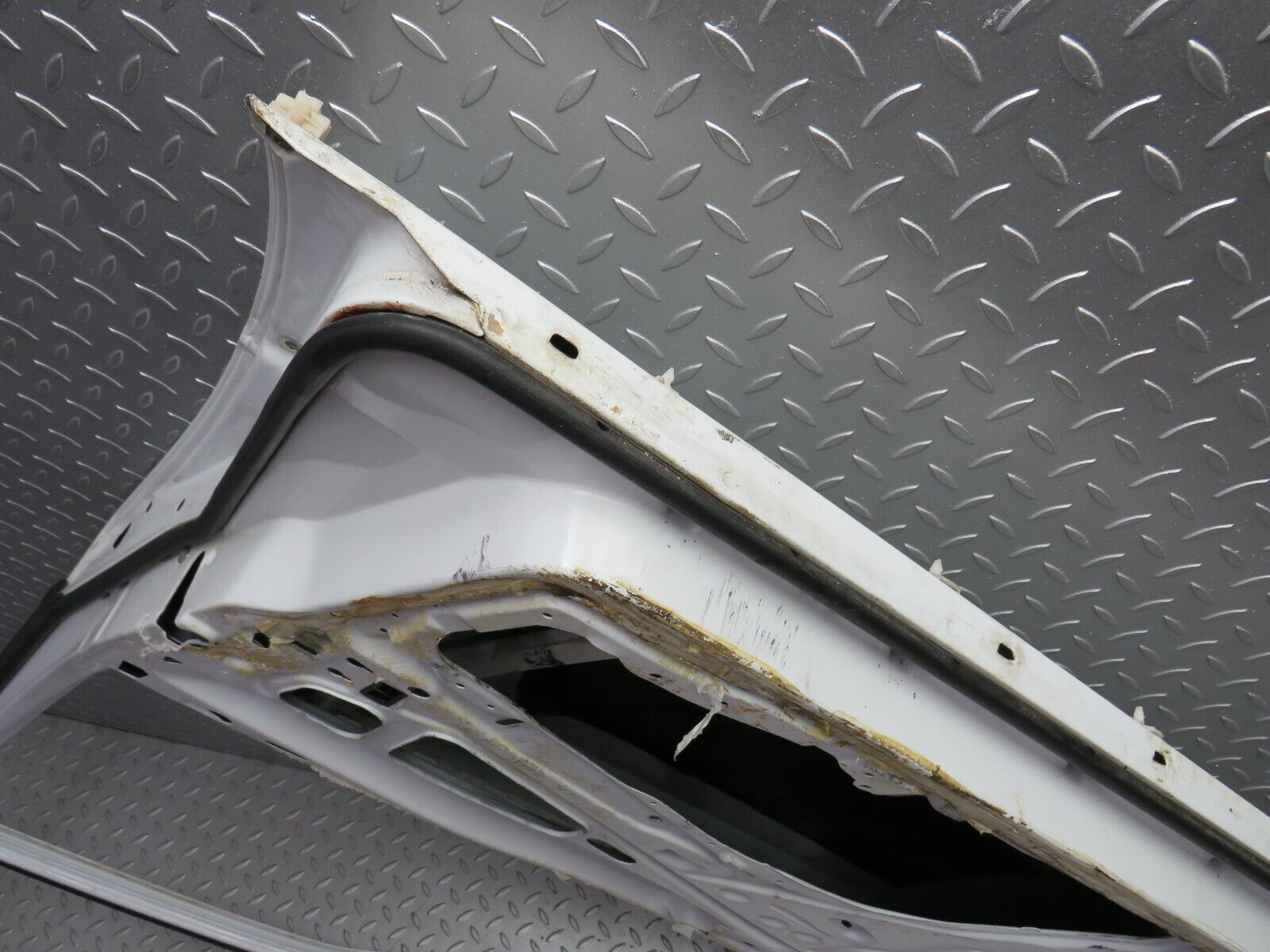 30245 Mercedes-Benz W124 230E Front Right Door