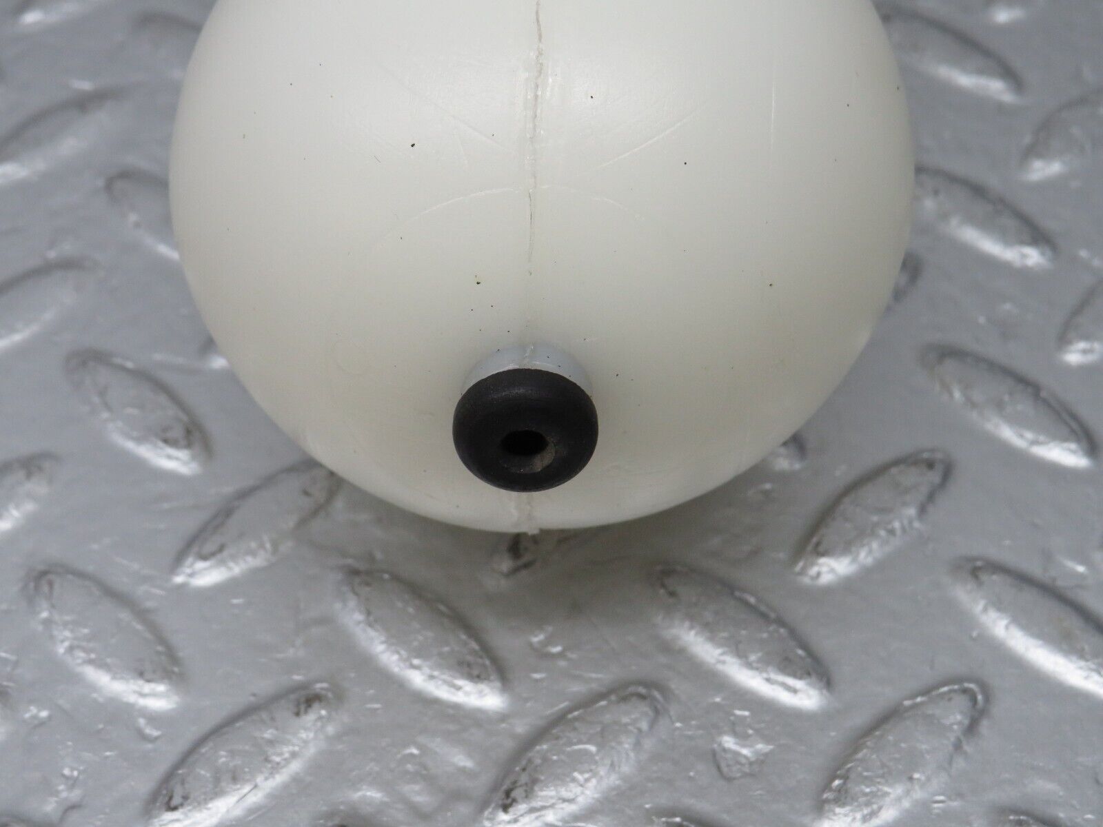 39418 Mercedes-Benz R129 320SL Coupe Vacuum Reservoir Tank