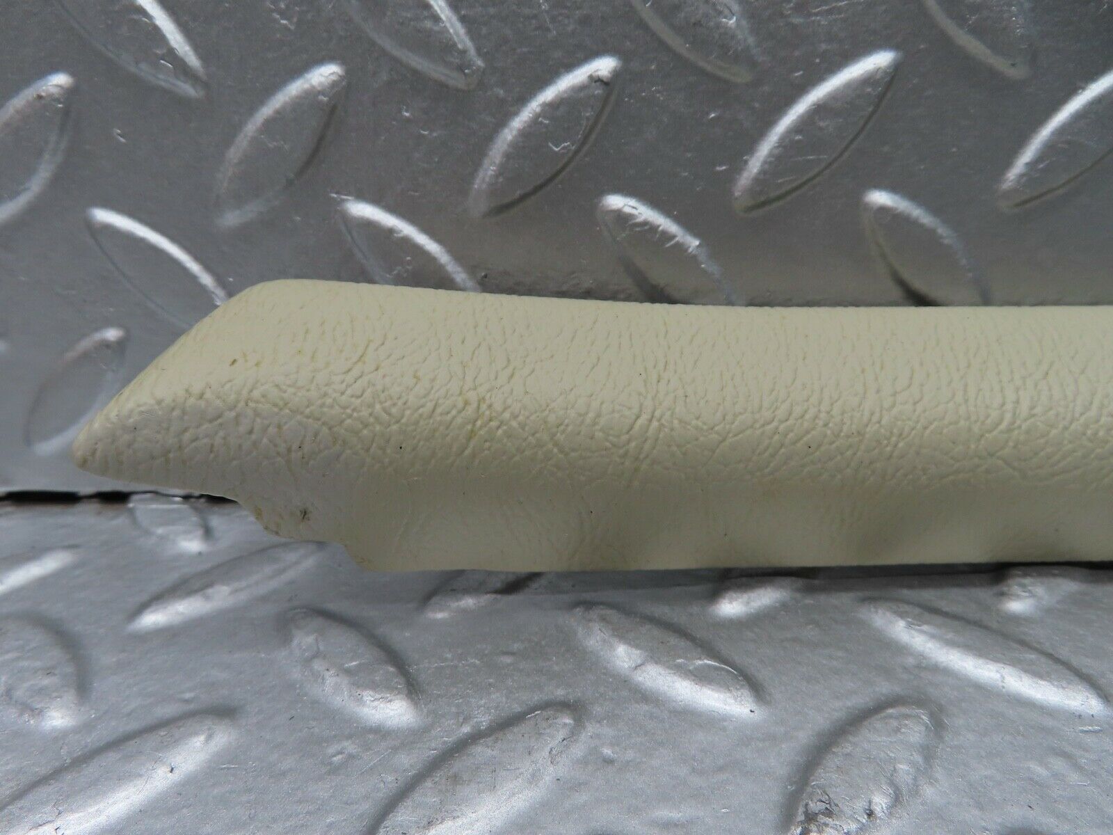 20824 Mercedes-Benz W114 250CE Coupe C Pillar Cover Right Side Cream