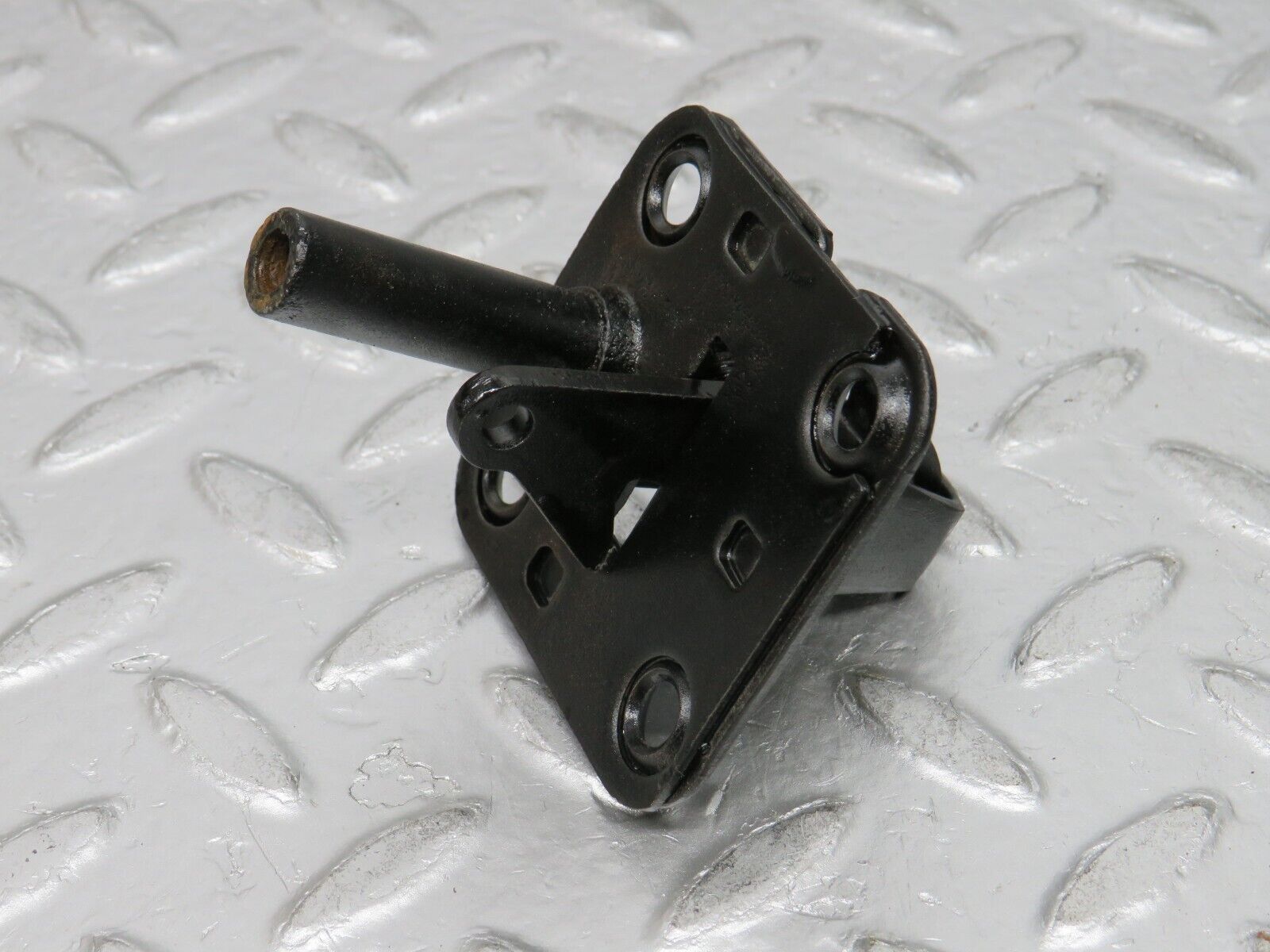 0705 Mercedes-Benz C107 350SLC Coupe Bonnet Lock Catch