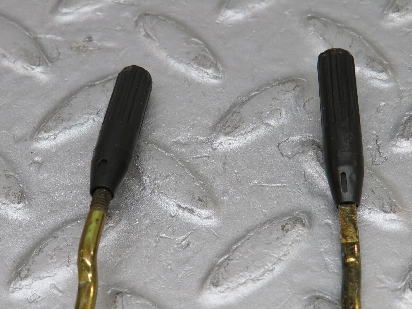 36639 Mercedes-Benz W201 190E 2.0L Rear Door Lock Knob Pair